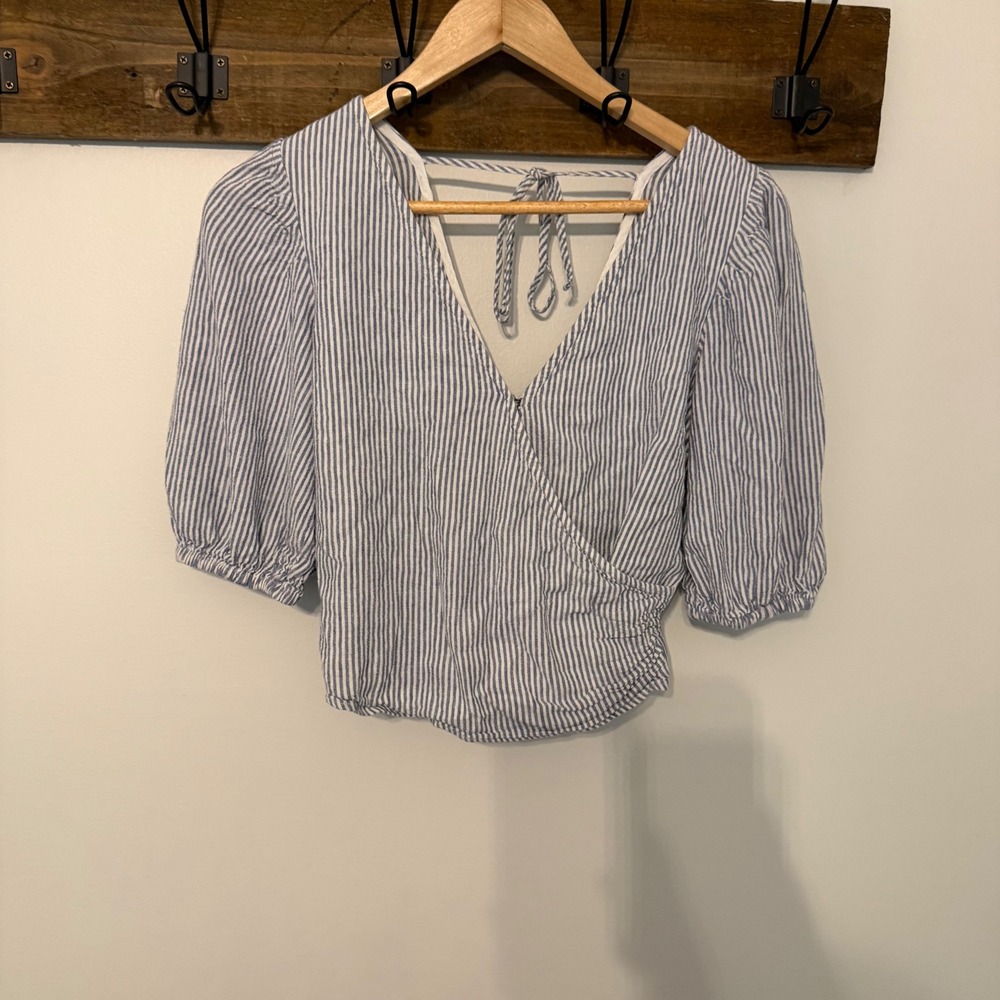 Abercrombie & Fitch Blue White Striped Puff Sleeve Wrap Top Smocked Back